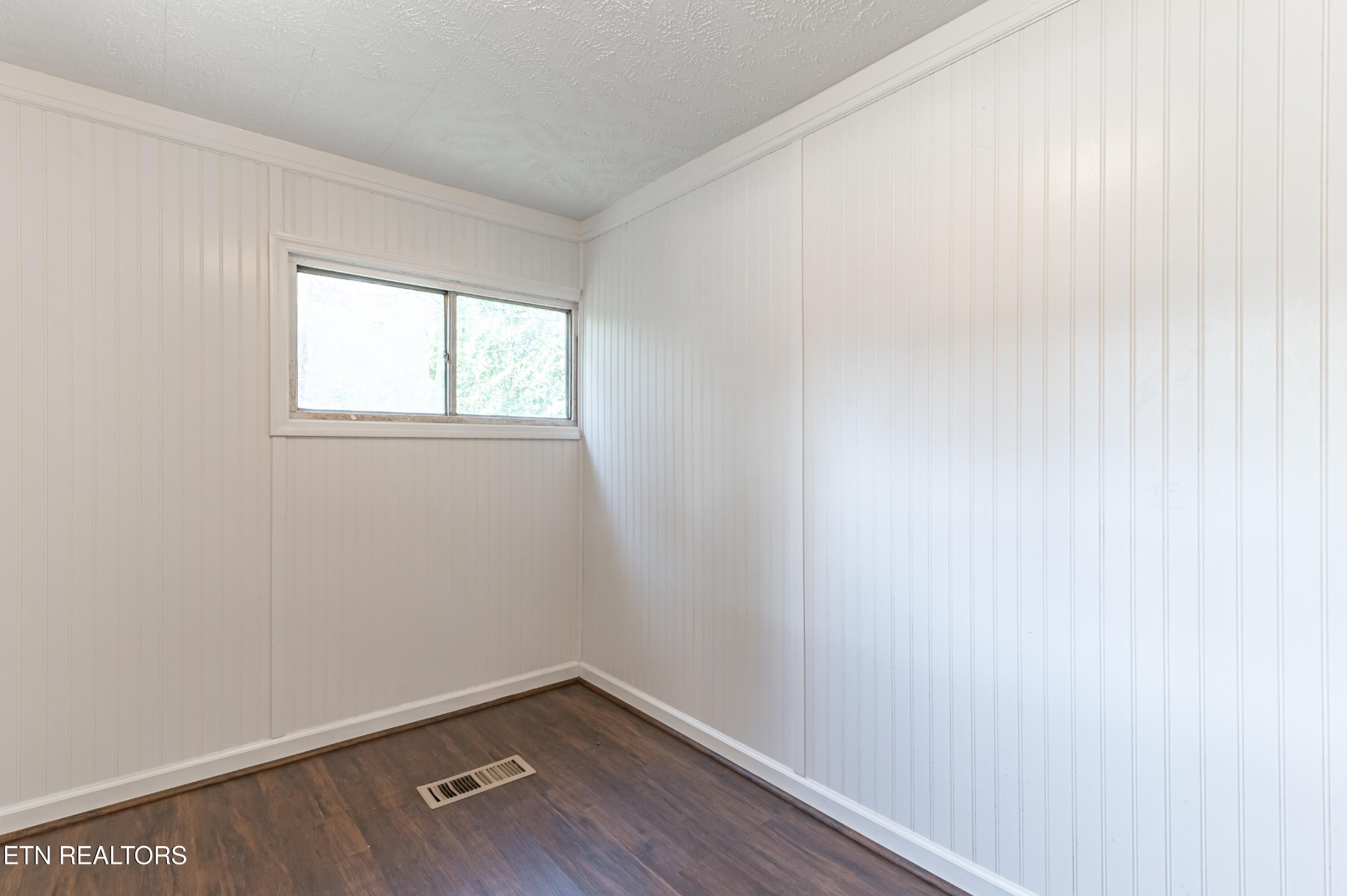 109 South Walker Lane Oak Ridge, TN 37830 - Photo 14 of 18 Gallery Image 14