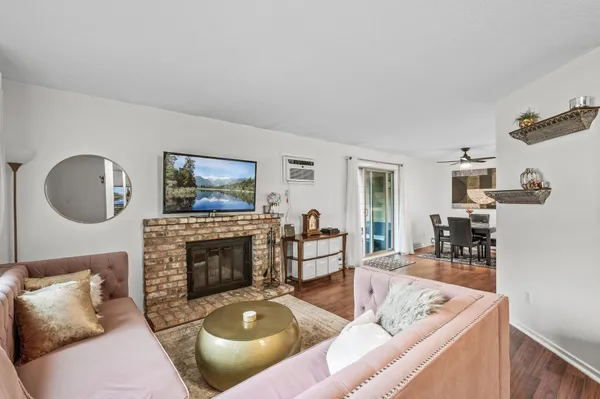 $207,900 | 2220 Ridge Drive, Unit 16, St. Louis Park, MN 55416