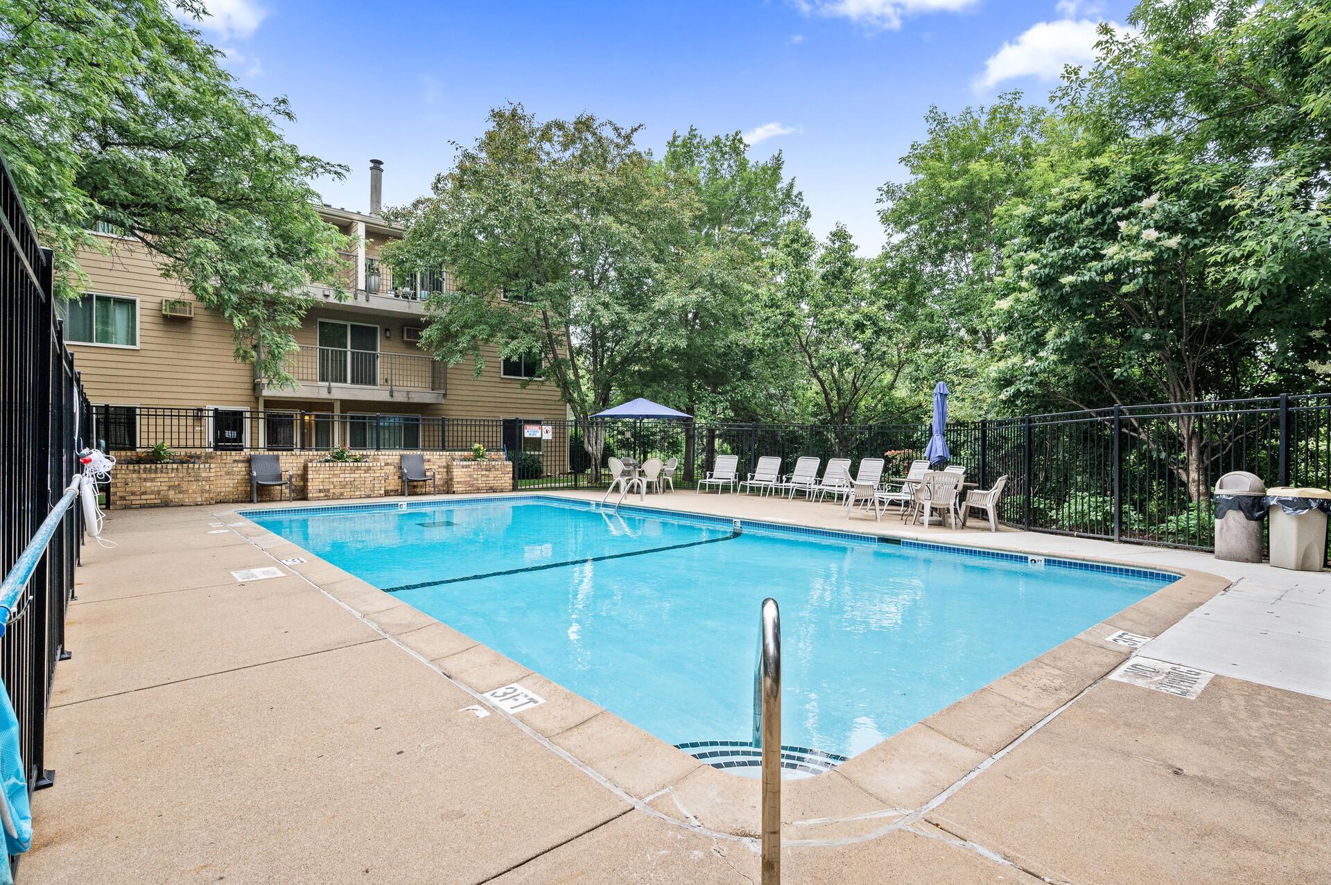 2220 Ridge Drive, Unit 16 St. Louis Park, MN 55416 - Photo 27 of 28