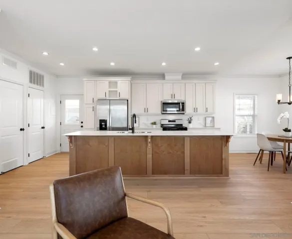 $459,900 | 7025 San Bartolo Street, Unit 42, Carlsbad, CA 92011