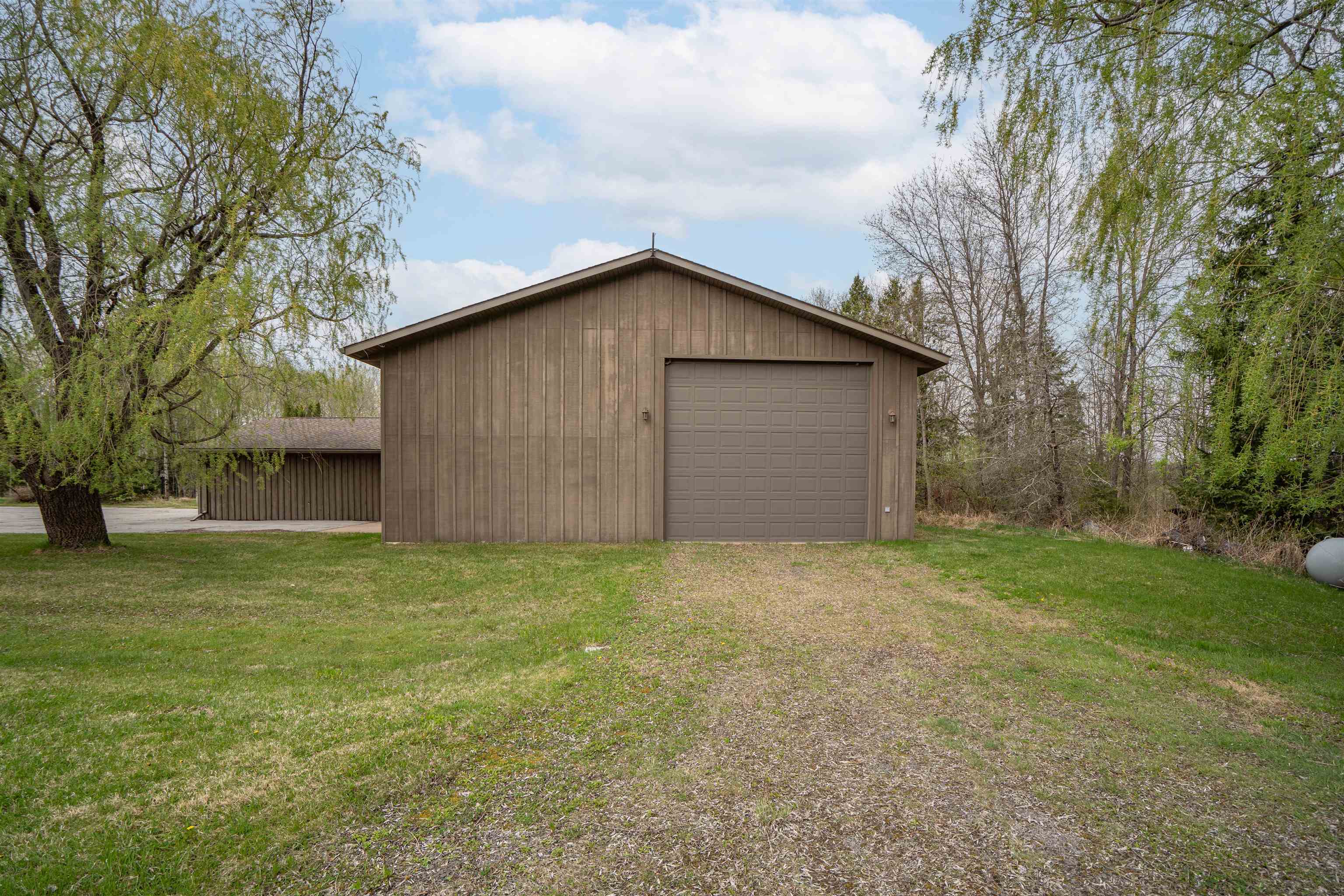 4153 Lindberg Road Superior, WI 54880 - Photo 3 of 52 Detached garage featuring driveway