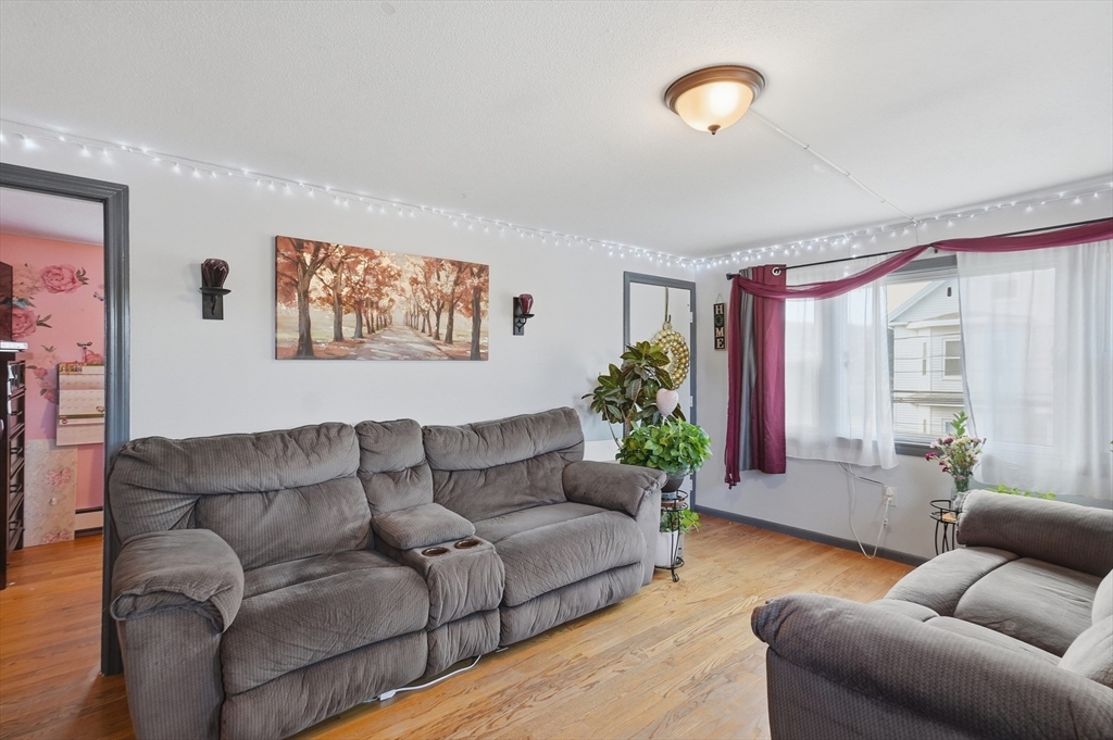 218 Calvary Street, Unit 2 Waltham, MA 02453 - Photo 2 of 18