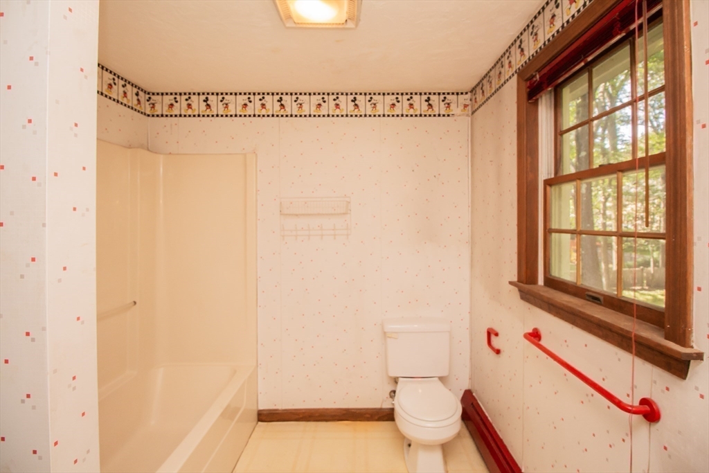 12 Tattan Farm Road Worcester, MA 01605 - Photo 32 of 38