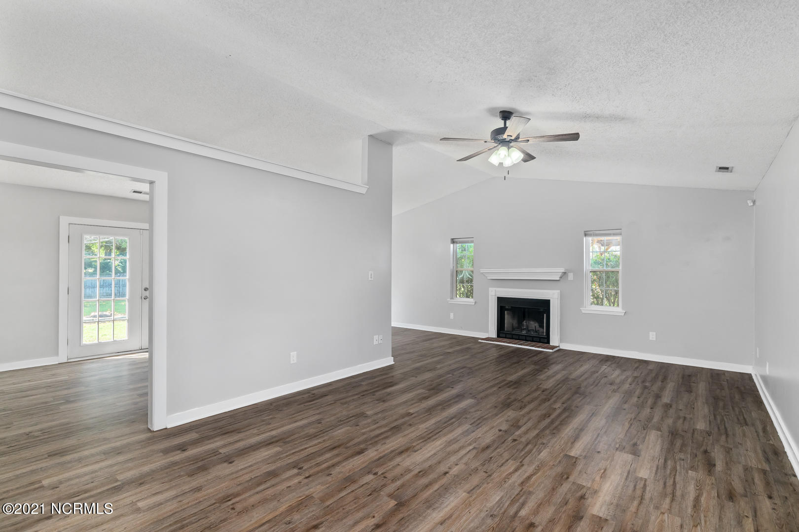 333 Steller Road Jacksonville, NC 28540 - Photo 8 of 30 8