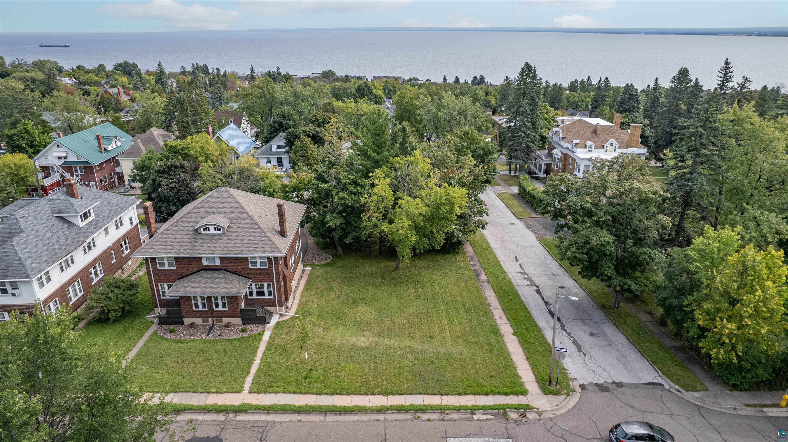 200 East 3rd Street Duluth, MN 55812 - Photo 2 of 9