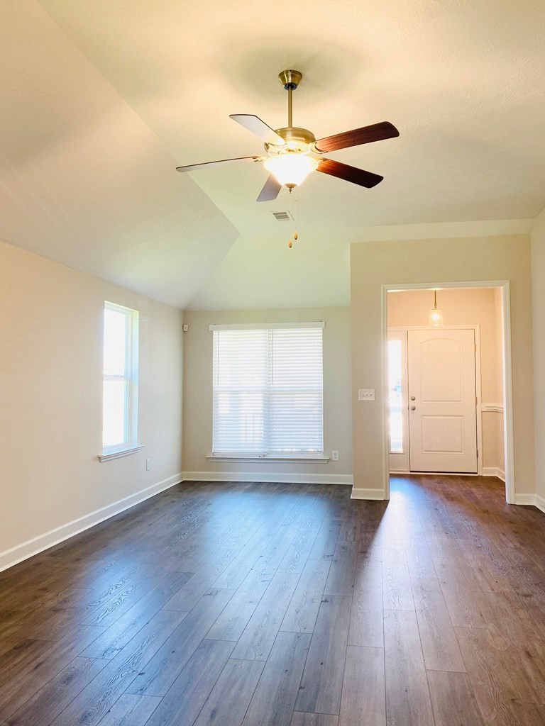 554 Schaver Loop Aiken, SC 29803 - Photo 11 of 34