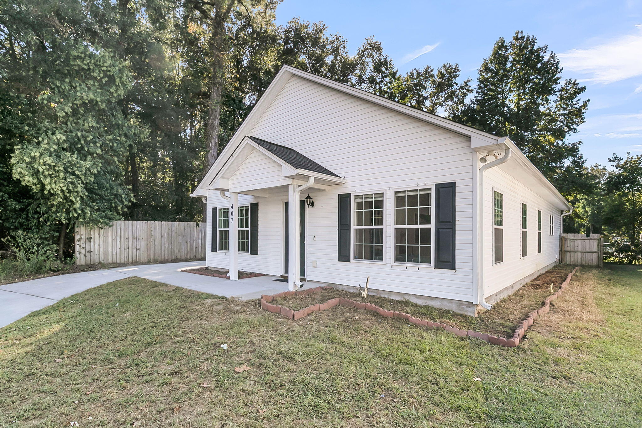 407 Jenna Lane Moncks Corner, SC 29461 - Photo 4 of 35