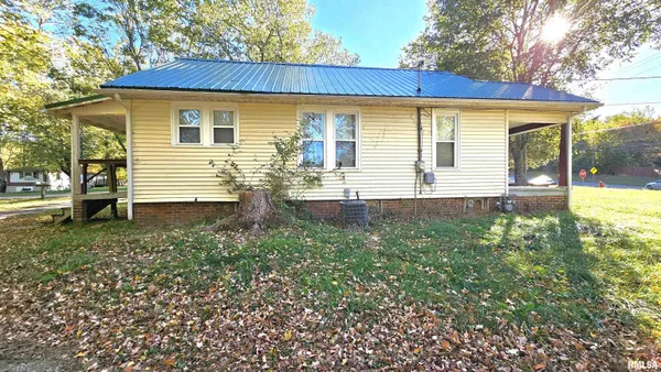 $120,000 | 2571 South Illinois Avenue, Carbondale, IL 62903