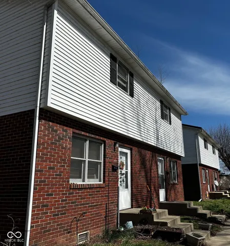 $409,900 | 101 East Wayne Street, Spencer, IN 47460