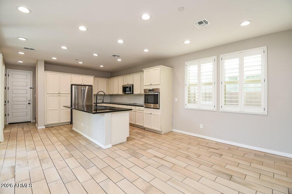 1963 South Follett Way Gilbert, AZ 85295 - Photo 7 of 17 Photo #7