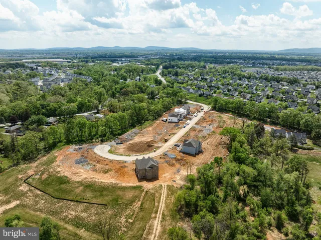 $725,722 | 100 Hidden Springs Drive, Unit DEVONSHIRE, Mechanicsburg, PA 17050