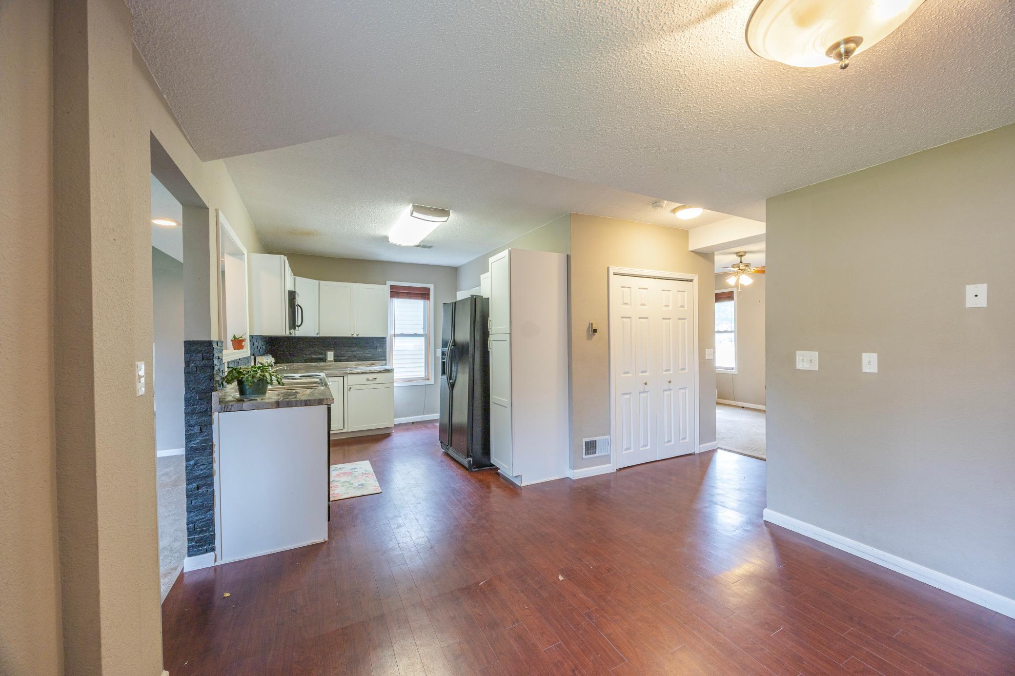 411 Oak Avenue Southeast Montgomery, MN 56069 - Photo 20 of 35