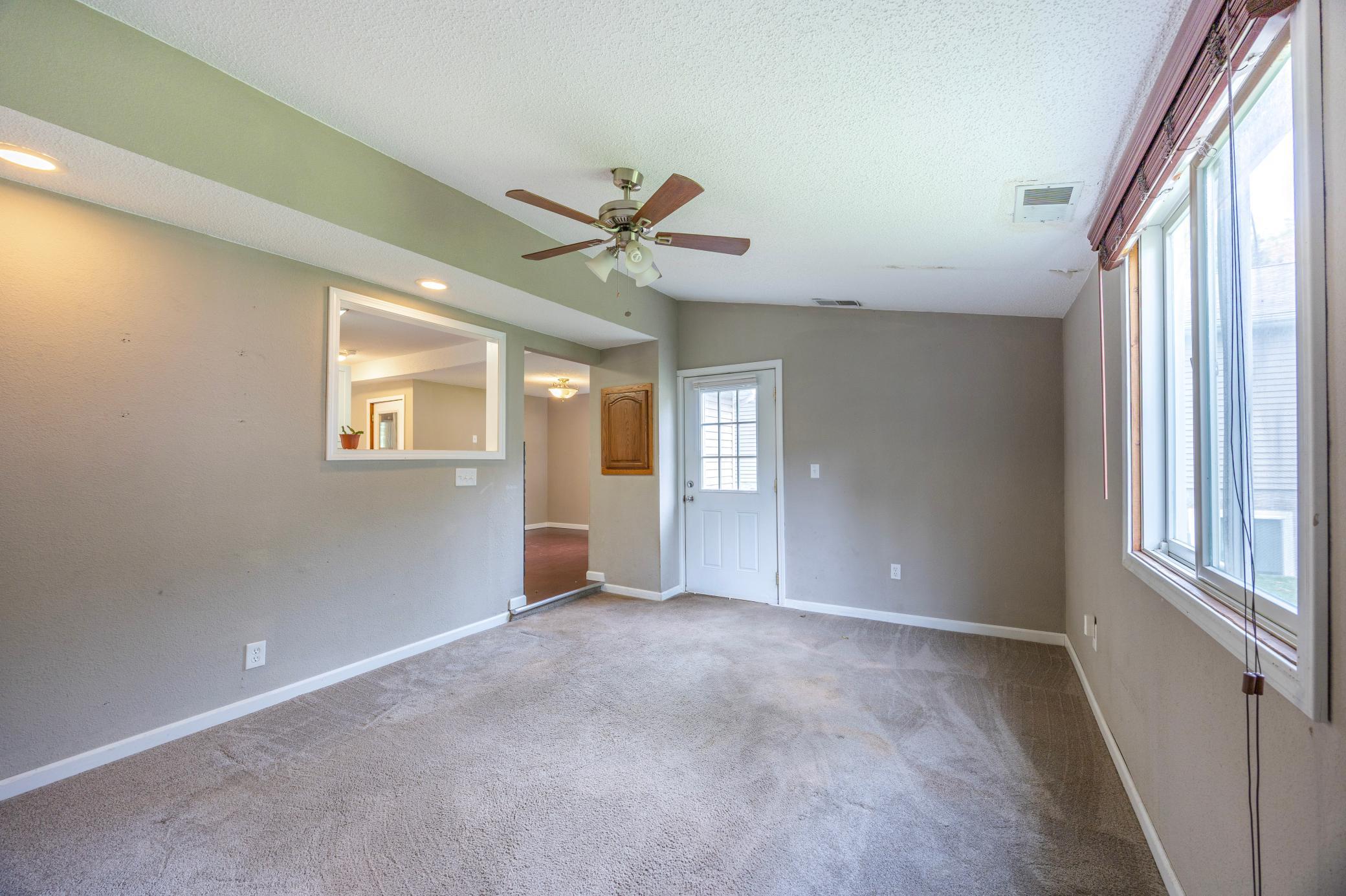 411 Oak Avenue Southeast Montgomery, MN 56069 - Photo 24 of 35