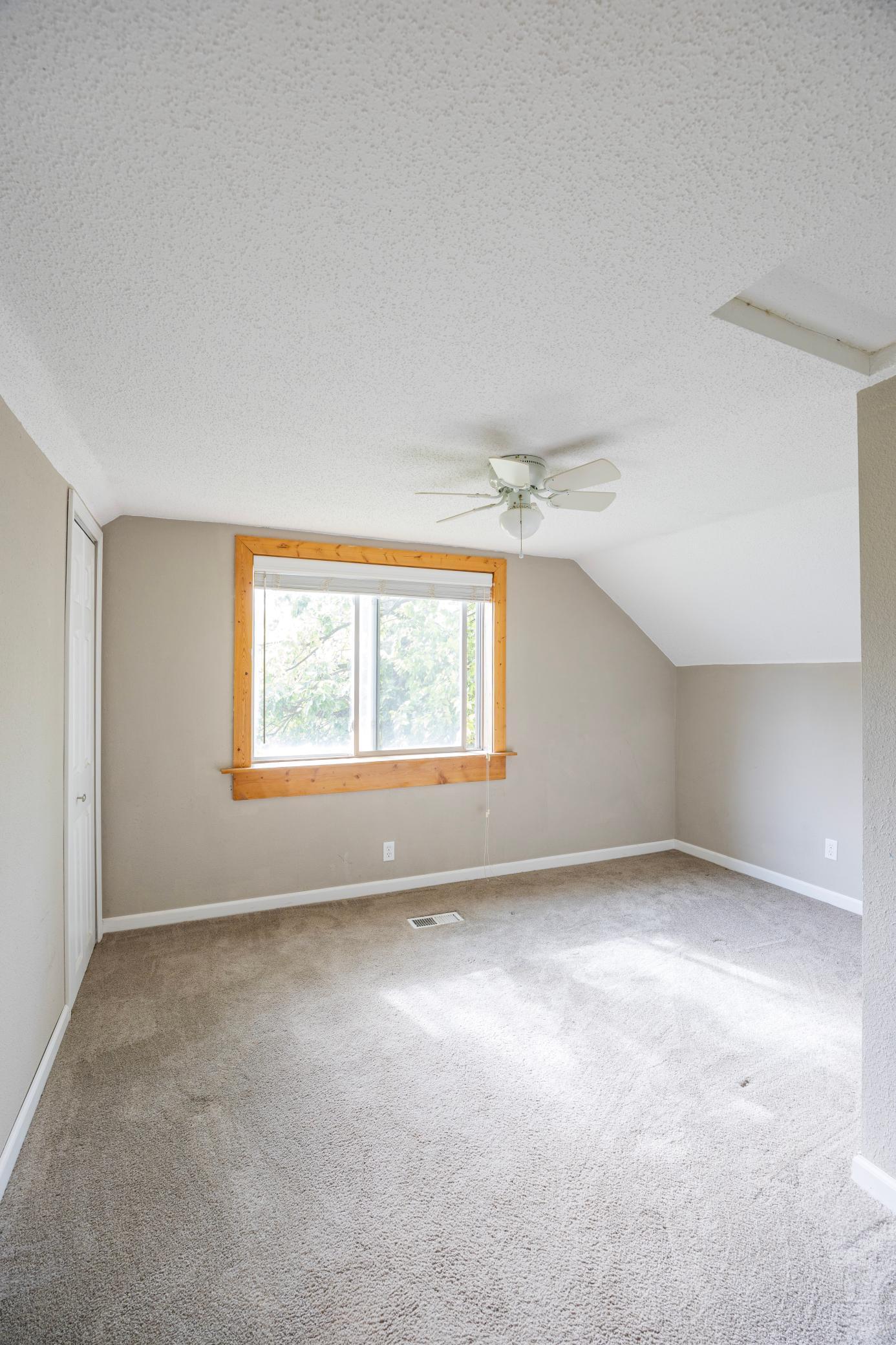 411 Oak Avenue Southeast Montgomery, MN 56069 - Photo 32 of 35