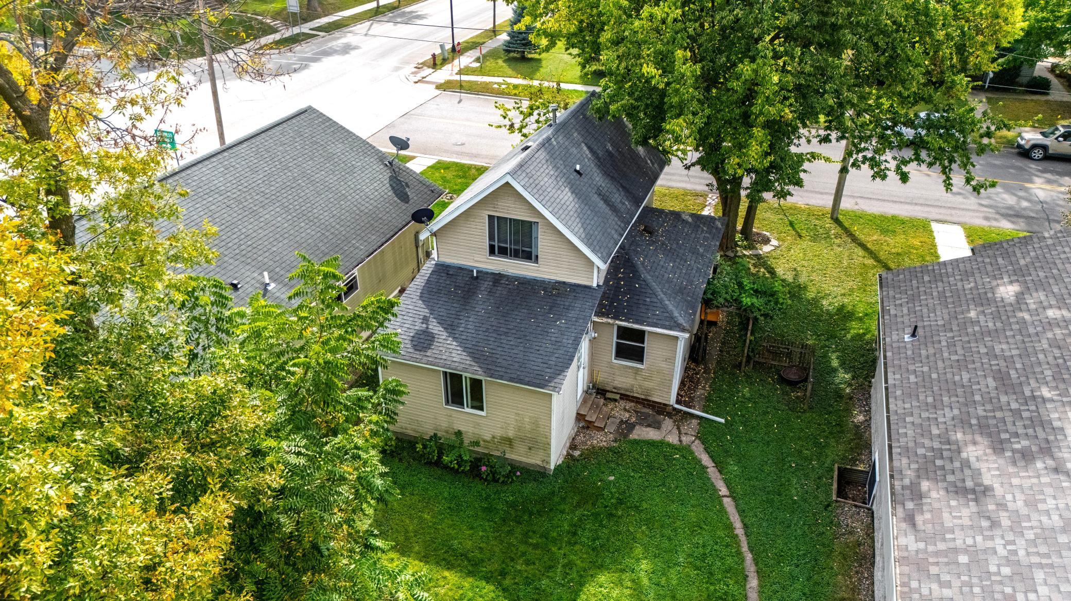 411 Oak Avenue Southeast Montgomery, MN 56069 - Photo 4 of 35