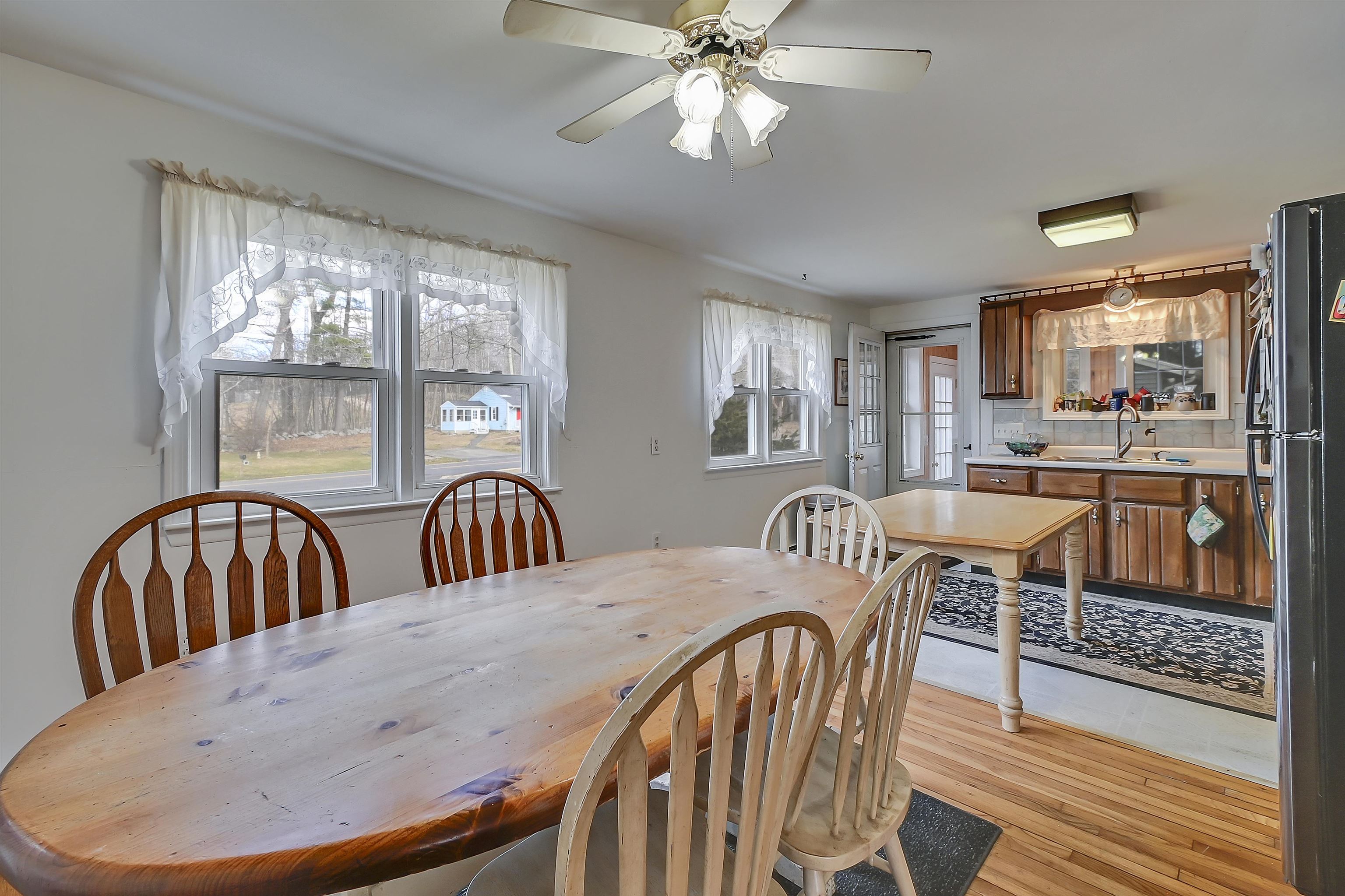 16 New Road Newmarket, NH 03857 - Photo 36 of 40