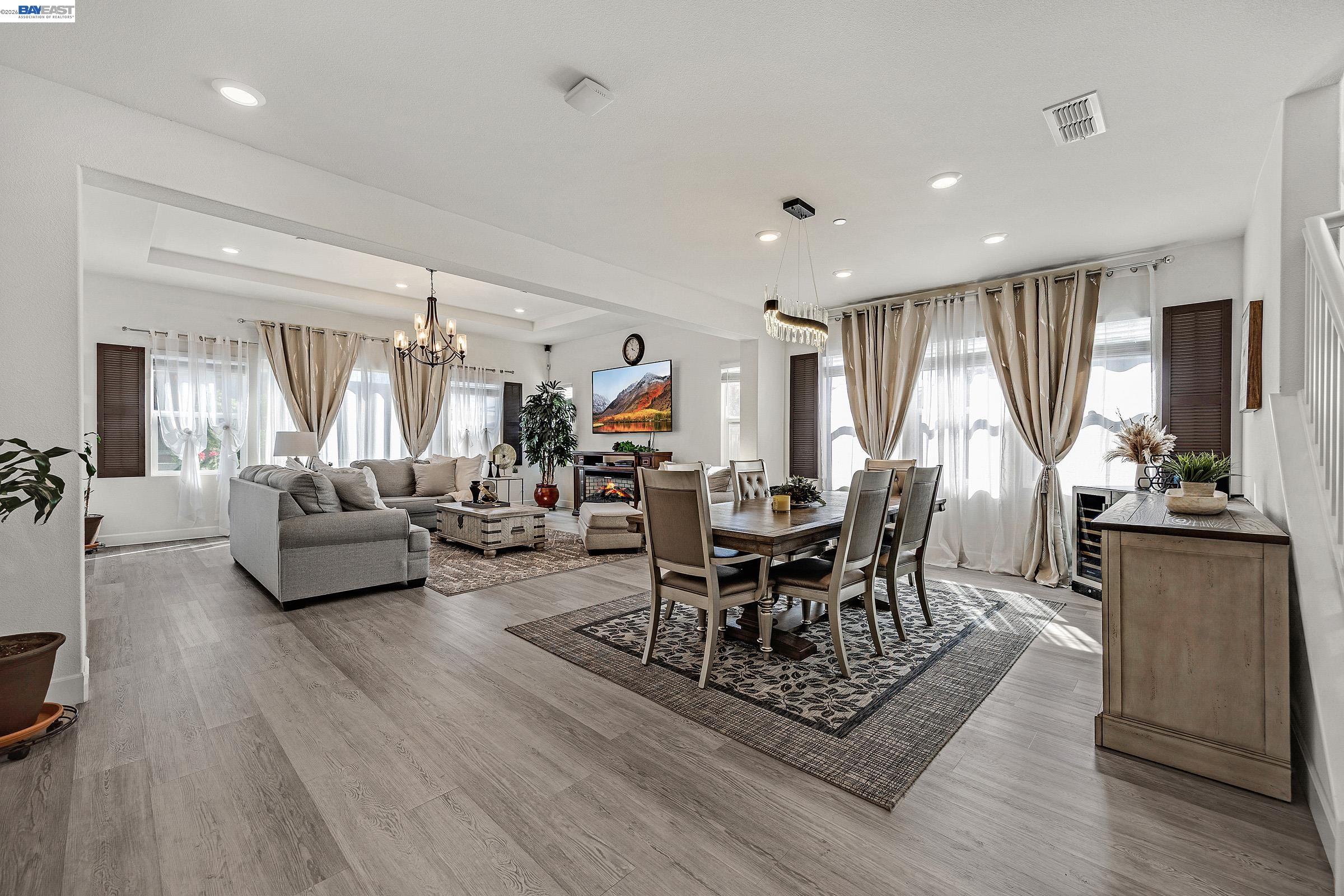 1710 Flora Way Tracy, CA 95376 - Photo 8 of 33