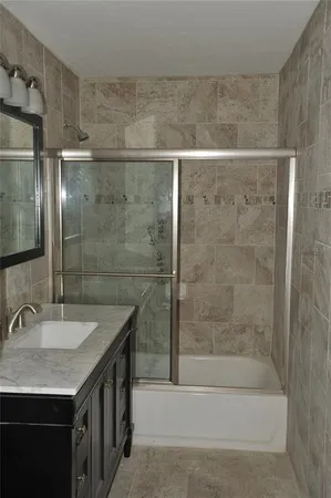 $1,700 | 3500 Northwest 21st Street, Gainesville, FL 32605