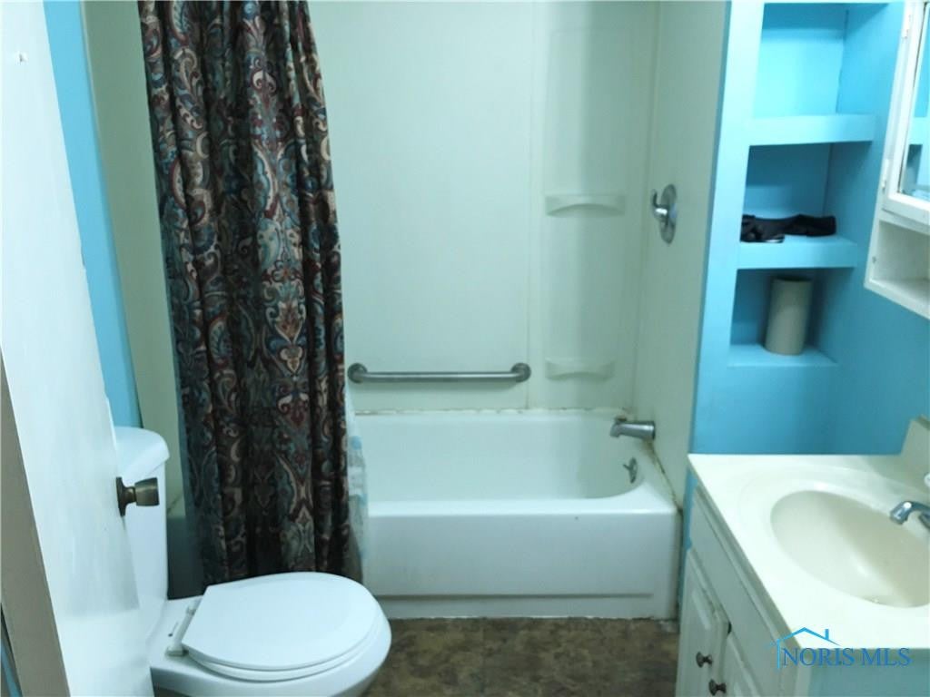 9509 Bays Road Cygnet, OH 43413 - Photo 15 of 24 Full Bathroom Area
