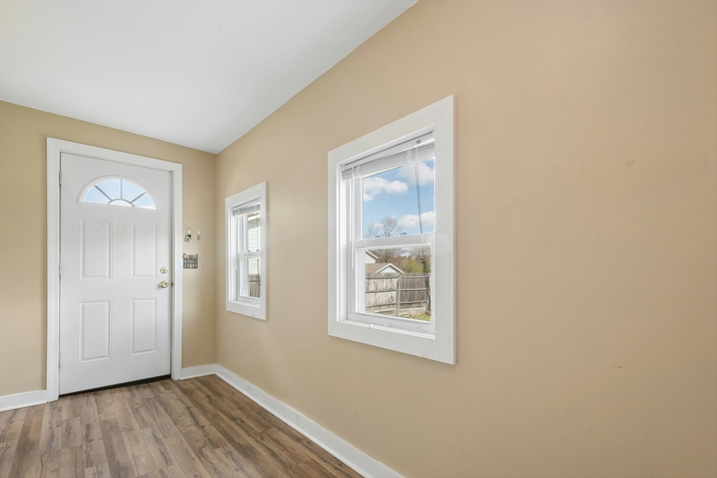 365 Clark Street Gardner, MA 01440 - Photo 7 of 40