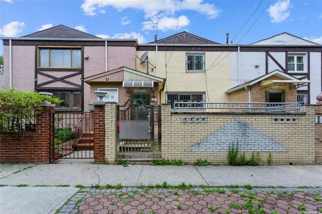 $1,125,000 | 110-17 64th Avenue | Forest Hills