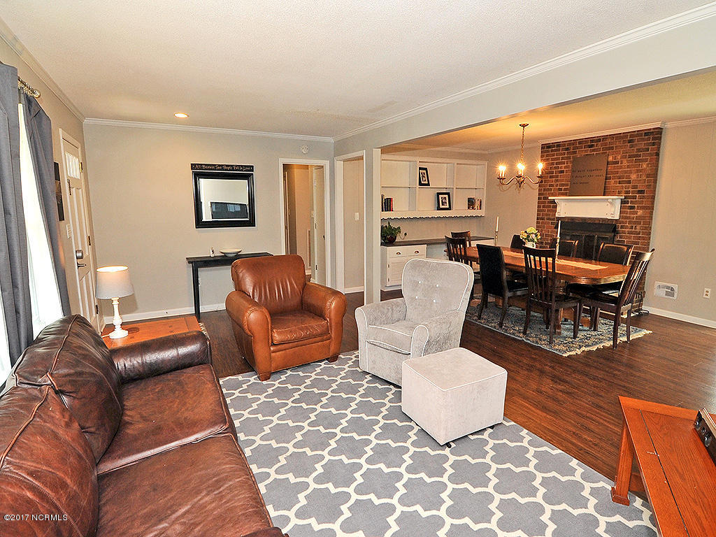 133 Partridge Road Wilmington, NC 28412 - Photo 6 of 19 Living and Dining