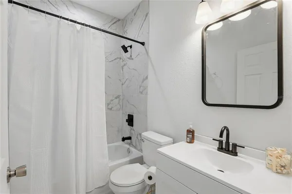 $235,000 | 103 Long Road, Interlachen, FL 32148