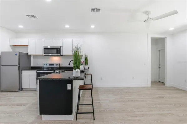 $235,000 | 103 Long Road, Interlachen, FL 32148