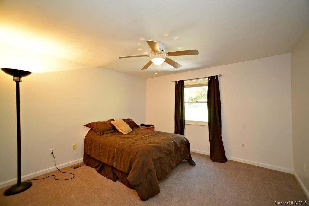 130 Fox Trace Road Sylva, NC 28779 - Photo 15 of 34 Gallery Image 15