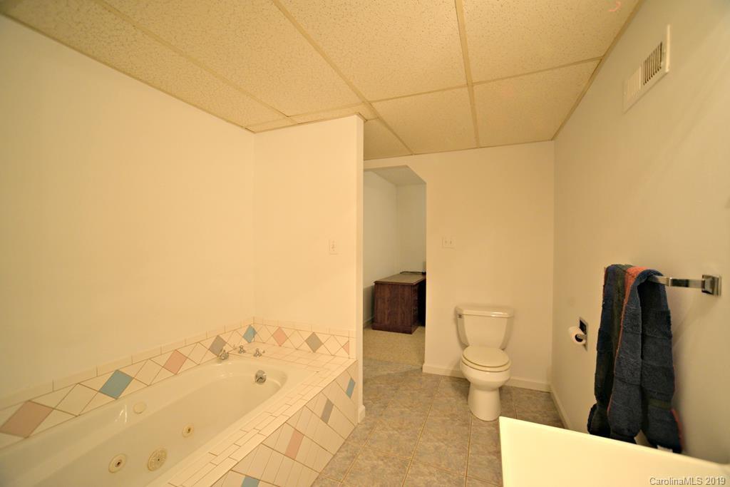 130 Fox Trace Road Sylva, NC 28779 - Photo 23 of 34 Gallery Image 23