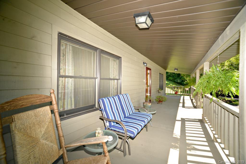 130 Fox Trace Road Sylva, NC 28779 - Photo 7 of 34 Gallery Image 7
