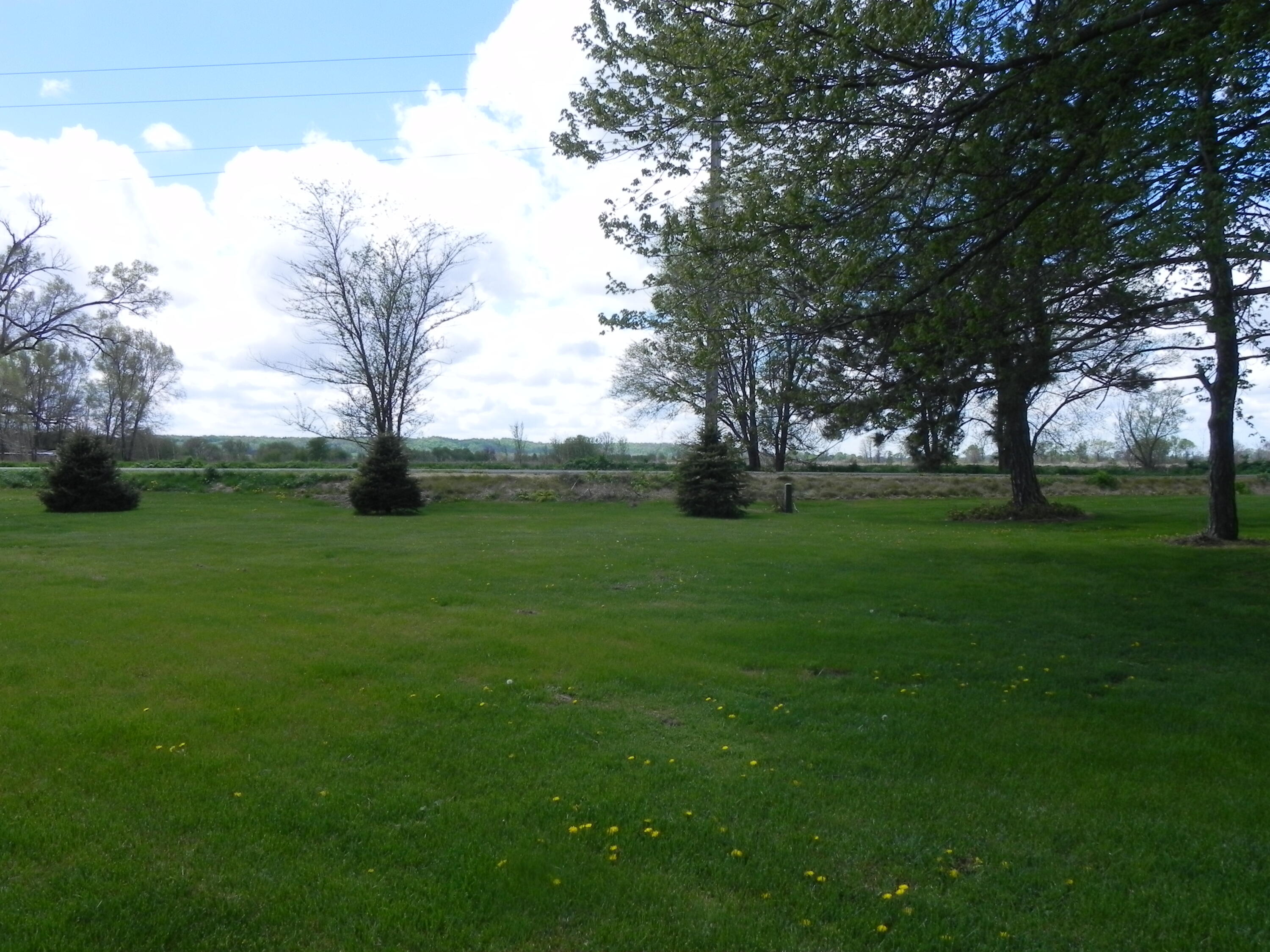 89137 Old Swamp Road Decatur, MI 49045 - Photo 24 of 28 DSCN7646