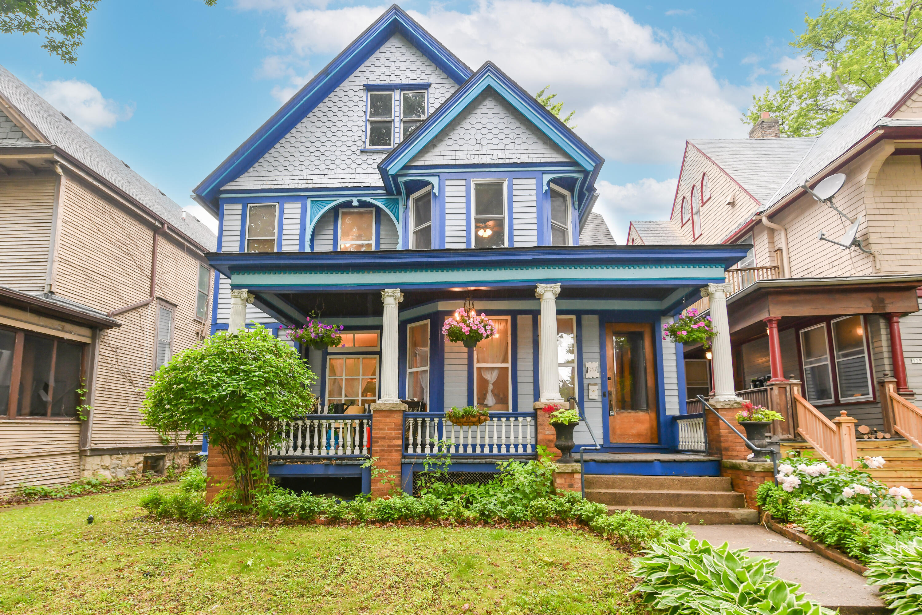 933 North 34th Street Milwaukee, WI 53208 - Photo 1 of 38 HEN_4622