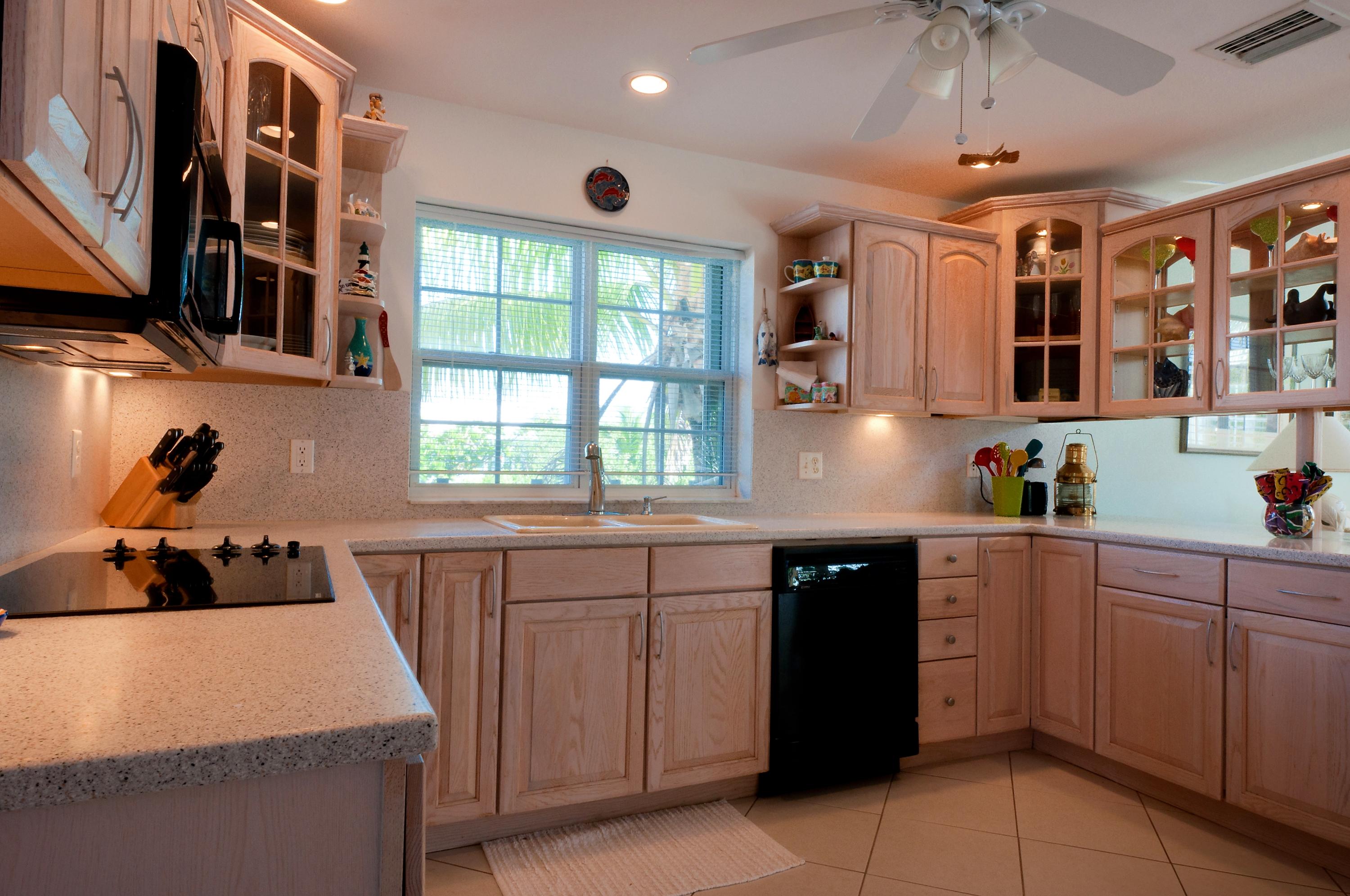 763 Indies Road Summerland Key, FL 33042 - Photo 22 of 43 Kitchen2_Bartels+763+Indies+Rd-282193727