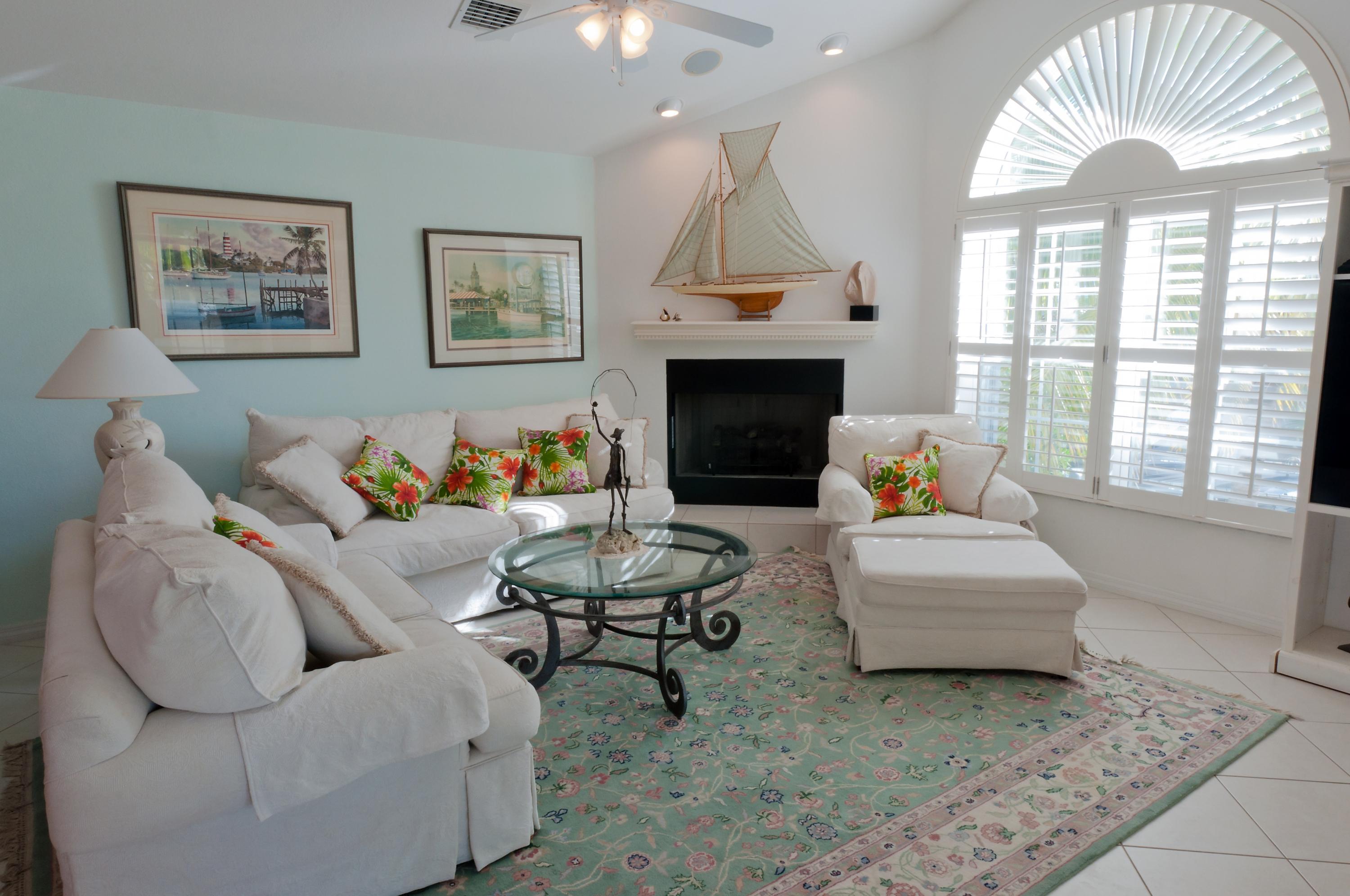 763 Indies Road Summerland Key, FL 33042 - Photo 26 of 43 Living_Room_Bartels+763+Indies-282203233