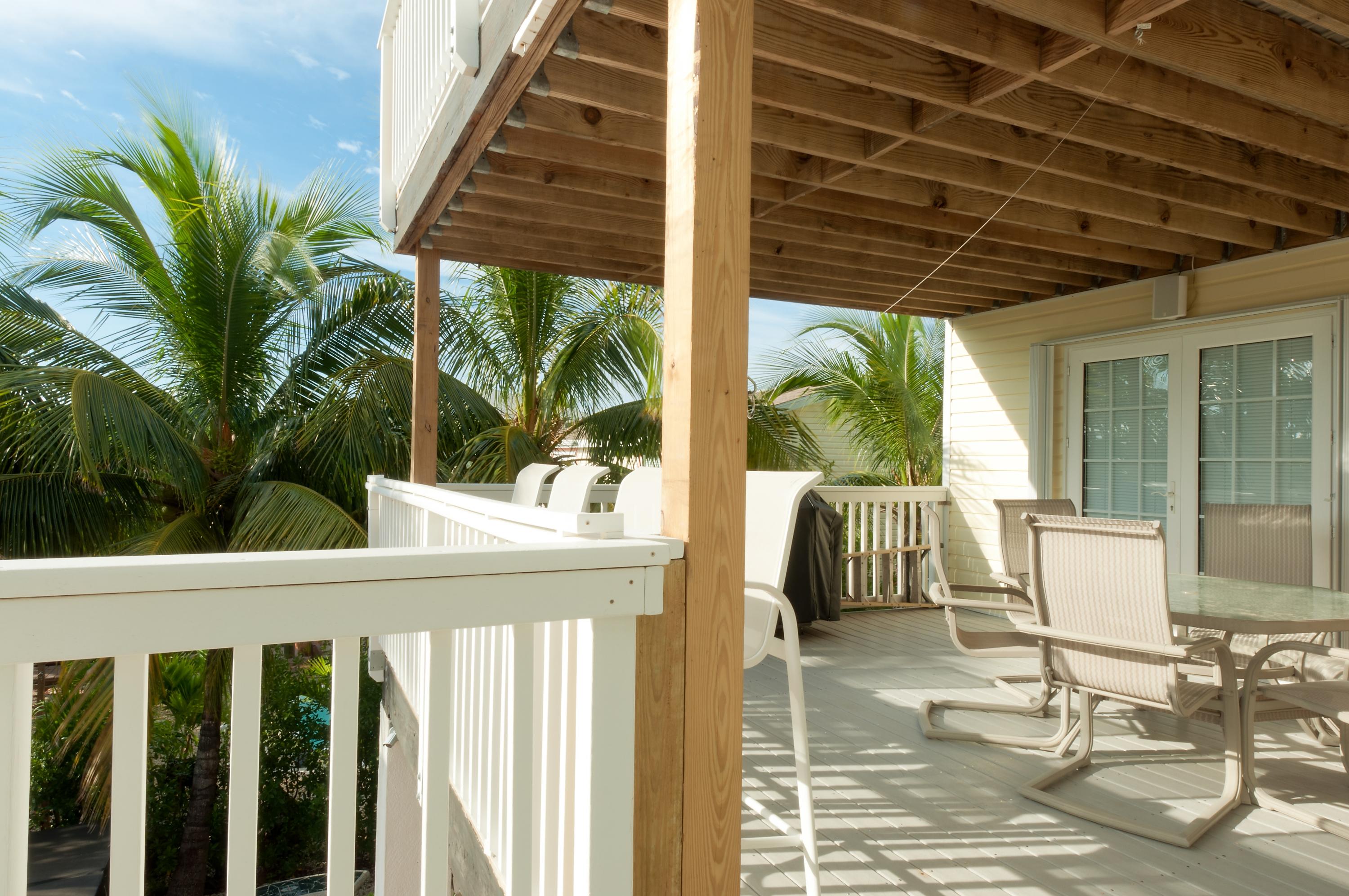 763 Indies Road Summerland Key, FL 33042 - Photo 28 of 43 Porch_Bartels+763+Indies+Rd-36-282289832