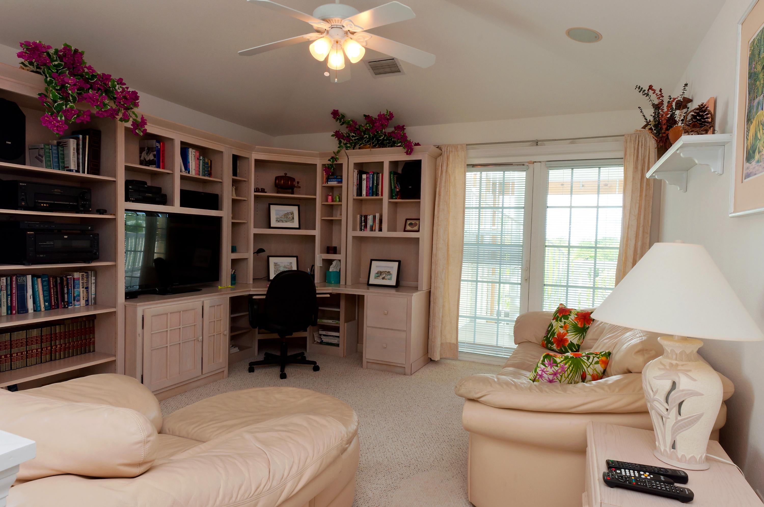 763 Indies Road Summerland Key, FL 33042 - Photo 33 of 43 Study_upstairs_Bartels+763+Ind-282369655
