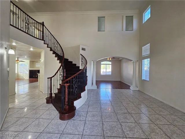 $2,600 | 10134 Reflection Brook Avenue, Las Vegas, NV 89148