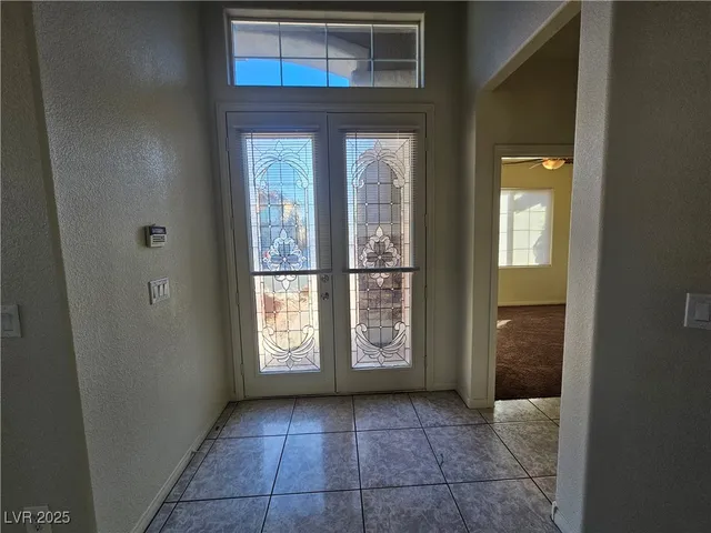 $2,600 | 10134 Reflection Brook Avenue, Las Vegas, NV 89148