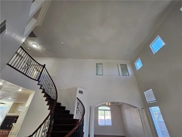 $2,600 | 10134 Reflection Brook Avenue, Las Vegas, NV 89148