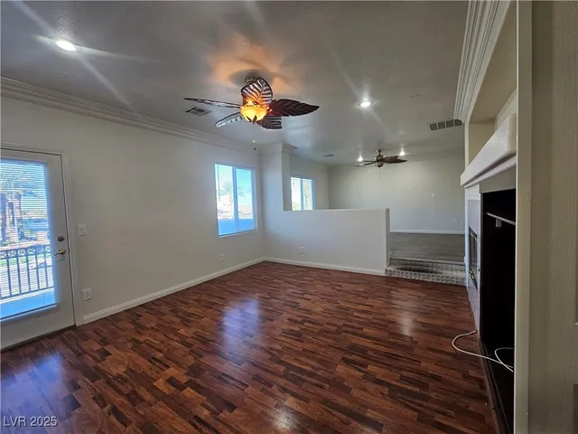 $2,600 | 10134 Reflection Brook Avenue, Las Vegas, NV 89148