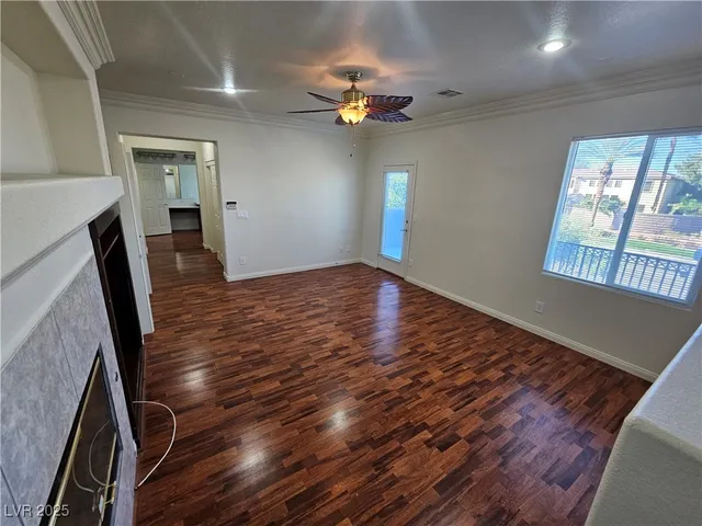 $2,600 | 10134 Reflection Brook Avenue, Las Vegas, NV 89148