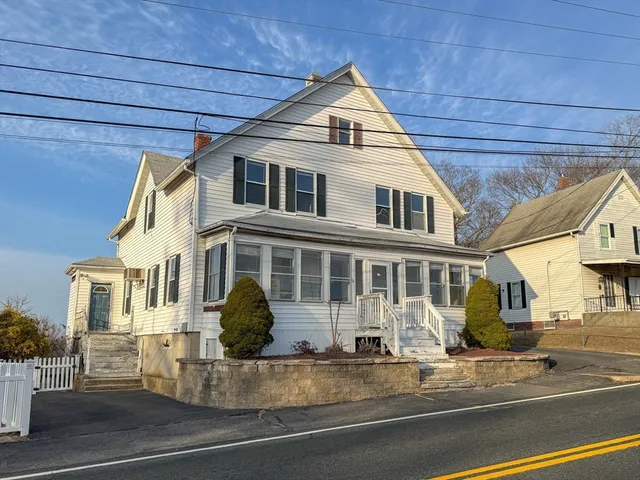 $335,000 | 34 Smithfield Road, Woonsocket, RI 02895