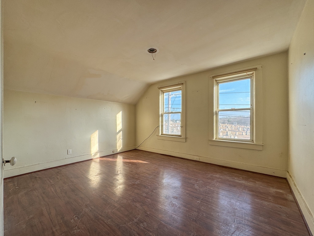 34 Smithfield Road Woonsocket, RI 02895 - Photo 12 of 35