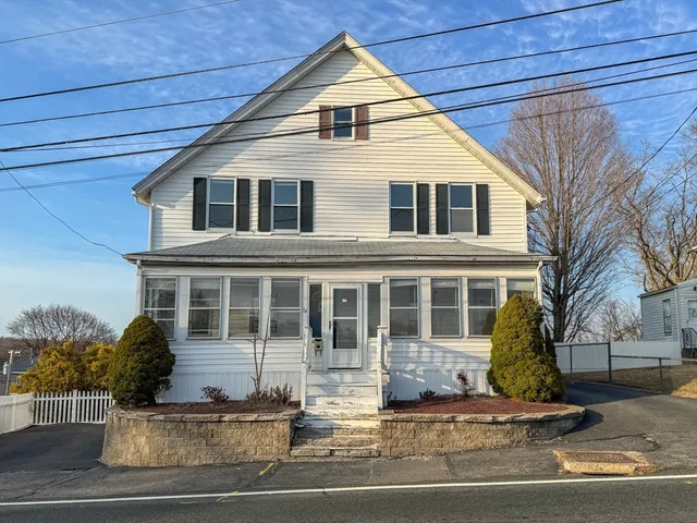 $335,000 | 34 Smithfield Road, Woonsocket, RI 02895