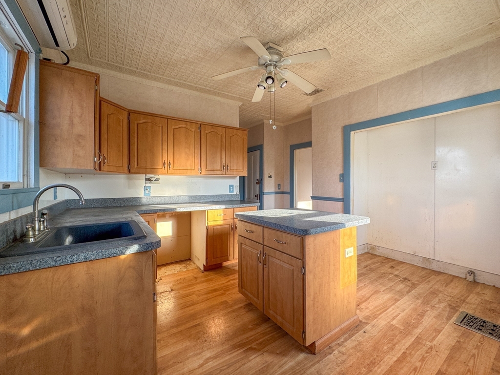 34 Smithfield Road Woonsocket, RI 02895 - Photo 26 of 35