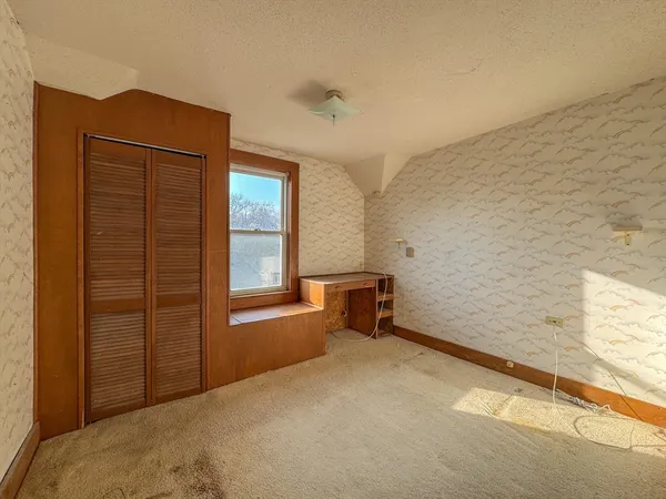 $325,000 | 34 Smithfield Road, Woonsocket, RI 02895