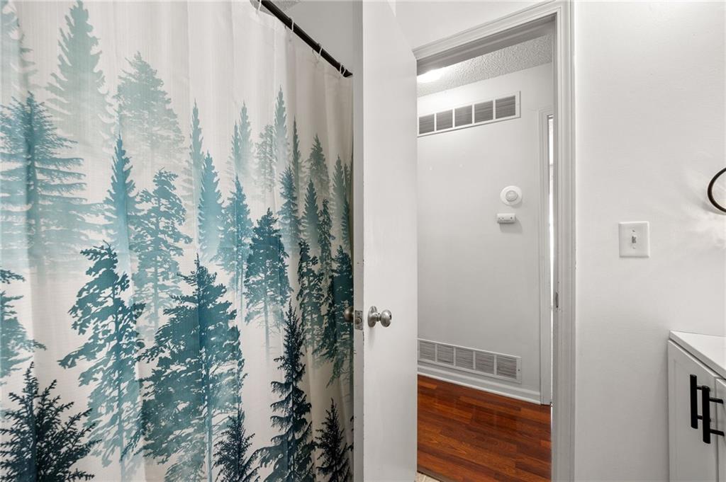 271 Northwest 75th Road Centerview, MO 64019 - Photo 18 of 33