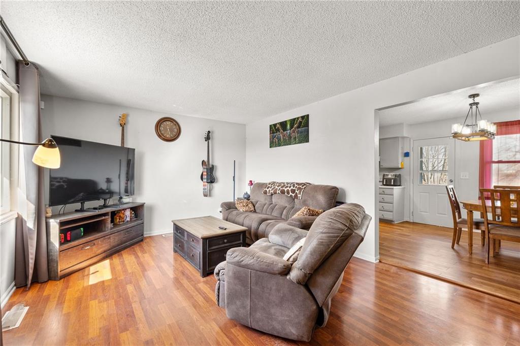 271 Northwest 75th Road Centerview, MO 64019 - Photo 3 of 33