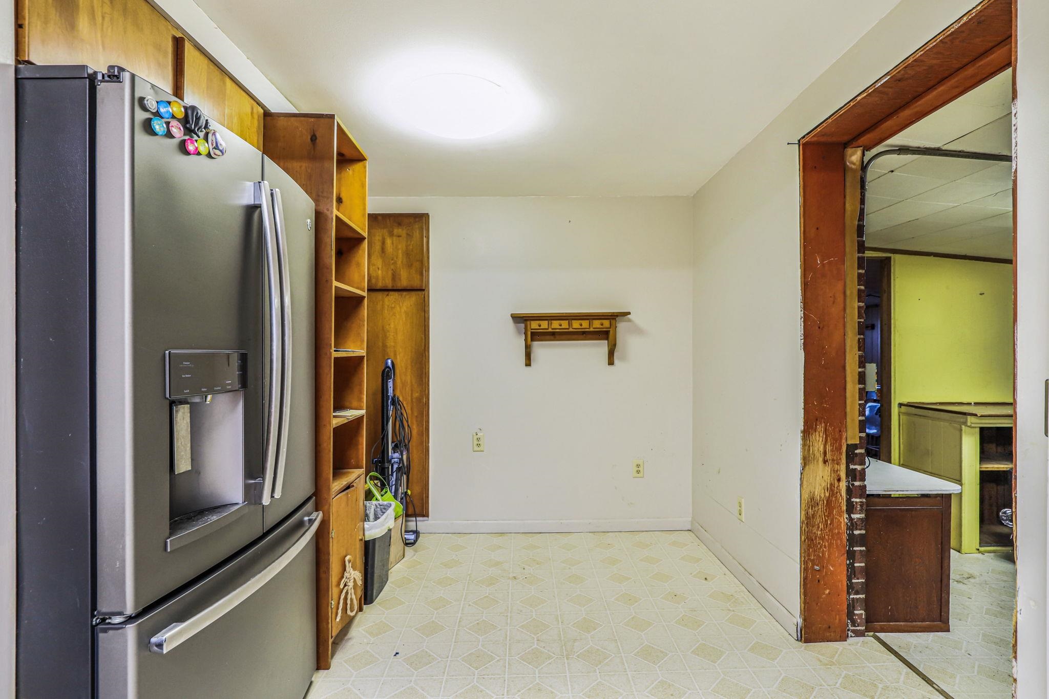 6325 Becker Road Saginaw, MI 48601 - Photo 13 of 47